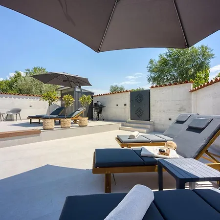 Petra Istria Villa